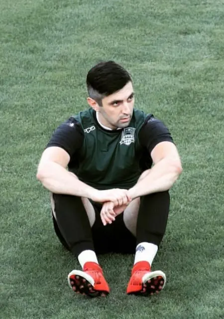 Karen из Владикавказа, ищу на сайте знакомства на одну ночь