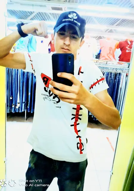 Я Якуб, 21, знакомлюсь без обязательств в Липецке