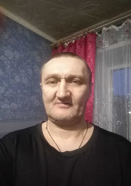Я Александр, 53, из Якутска, ищу знакомства без обязательств