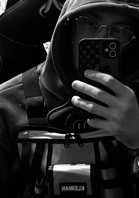 Стас из Клина, ищу на сайте общение