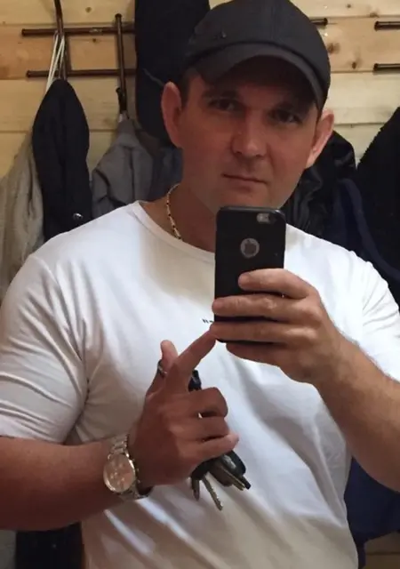 Сергей из Симферополя, ищу на сайте знакомства на одну ночь