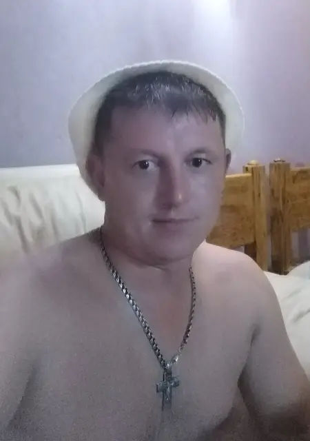 Я Константин, 32, из Нижневартовска, ищу знакомство для общения