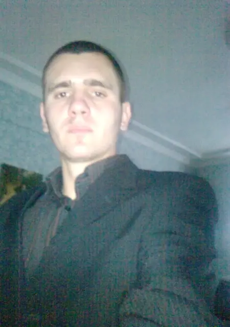 Я Андрей, 39, знакомлюсь на одну ночь в Новокузнецке