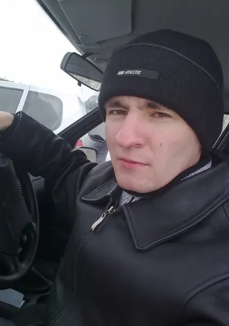 Макс из Тамбова, мне 37, познакомлюсь без обязательств