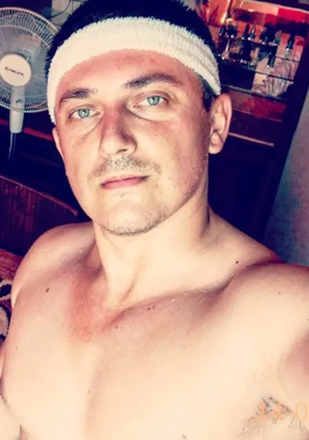 Максим из Запорожья, ищу на сайте знакомства на одну ночь