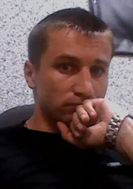 Я Ask Fix, 36, из Димитровграда, ищу знакомства без обязательств