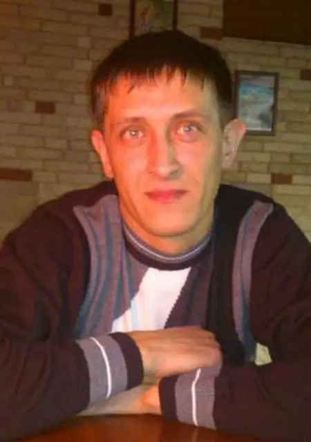 Я Дима, 41, знакомлюсь на одну ночь в Нижневартовске