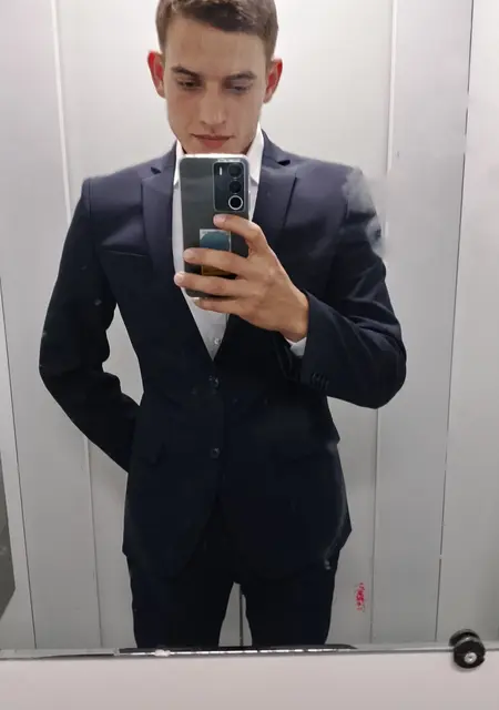 Я Сергей, 25, знакомлюсь без обязательств в Новосибирске