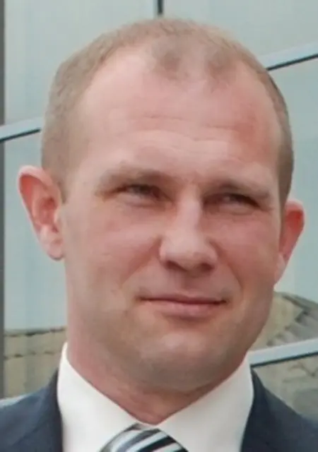 Я Дмитрий, 47, из Астрахани, ищу знакомства на одну ночь