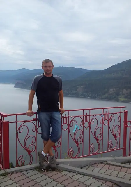 Я Денис, 47, знакомлюсь без обязательств в Солнечногорске