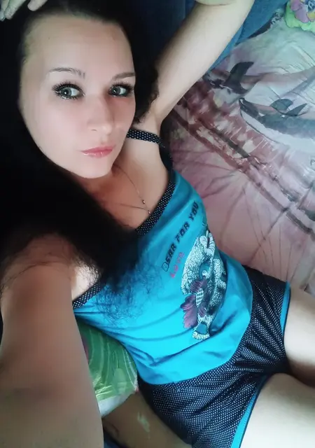 Анна из Тольятти, мне 31, познакомлюсь на одну ночь