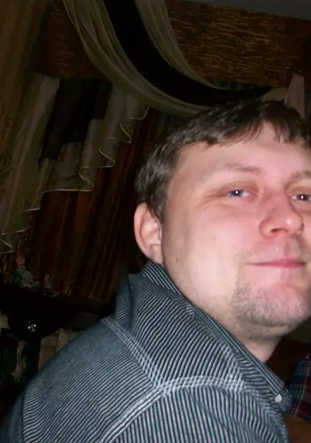 Дмитрий из Мегиона, мне 42, познакомлюсь для приятного времяпровождения