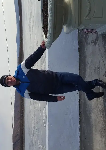 Я Андрей, 37, из Большого Камня, ищу знакомства без обязательств