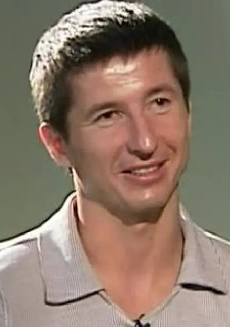 Я Саша, 48, из Нижневартовска, ищу знакомства без обязательств