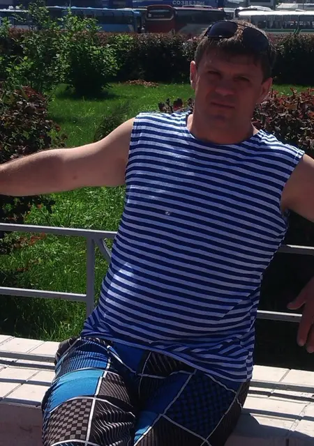 Я Андрей, 48, из Горно-Алтайска, ищу знакомства без обязательств