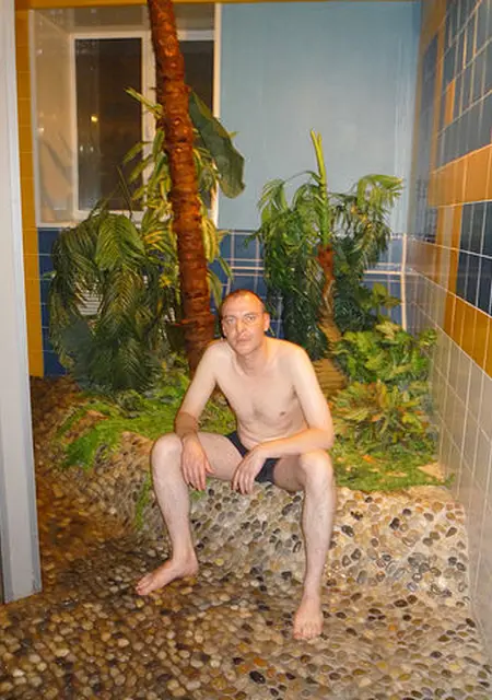 Максим из Рязани, мне 44, познакомлюсь для приятного времяпровождения