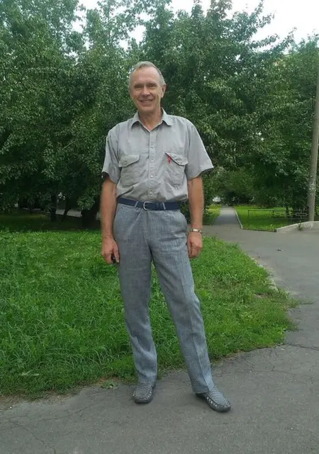 Влад из Спасска-Дальнего, ищу на сайте общение