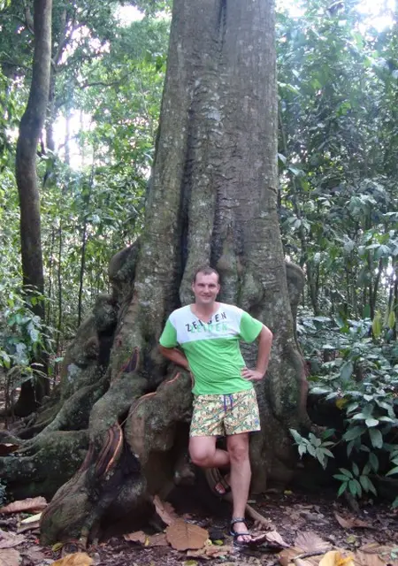 Я Евгений, 45, знакомлюсь без обязательств в Артеме