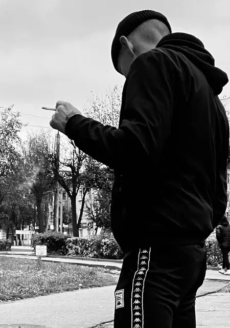 Влад из Йошкар-Олы, мне 20, познакомлюсь на одну ночь