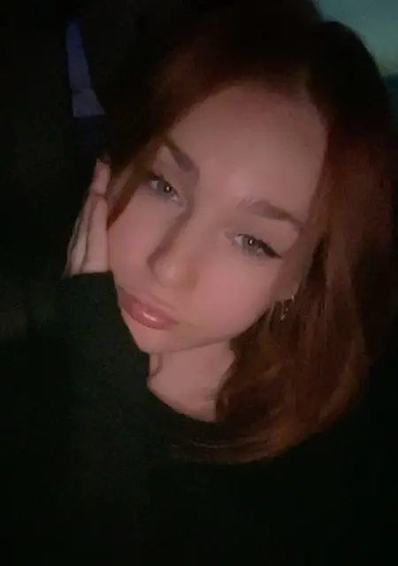 Арина из Москвы, ищу на сайте вирта