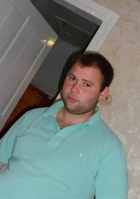 Vitalik из Луганска, ищу на сайте знакомства на одну ночь