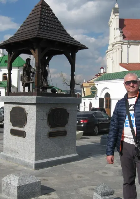 Олег из Сергиева Посада, мне 55, познакомлюсь без обязательств