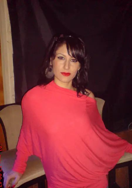 Я Яна, 20, из Тин, ищу знакомства без обязательств