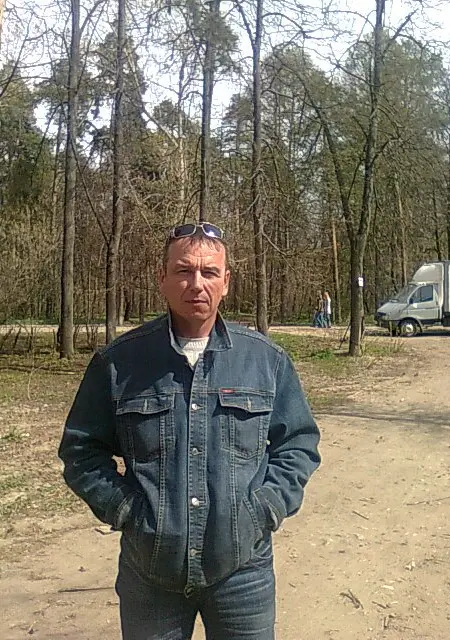 Я Александр, 55, из Дзержинска, ищу знакомства без обязательств