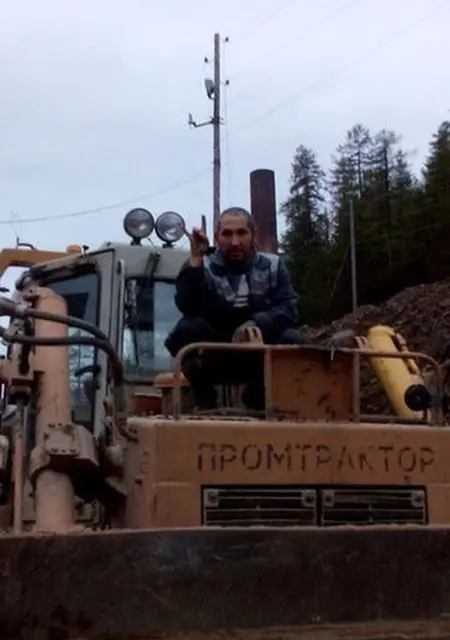 Я Макс, 81, из Алдана, ищу знакомства на одну ночь