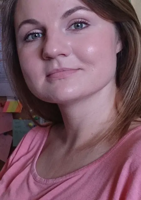 Я Ксения, 27, из Омска, ищу знакомство для постоянных отношений