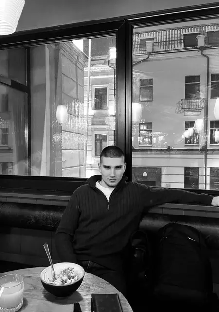 Я Илья, 23, знакомлюсь для постоянных отношений в Людинове