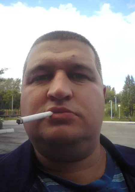 Денис из Прокопьевска, мне 48, познакомлюсь для вирта