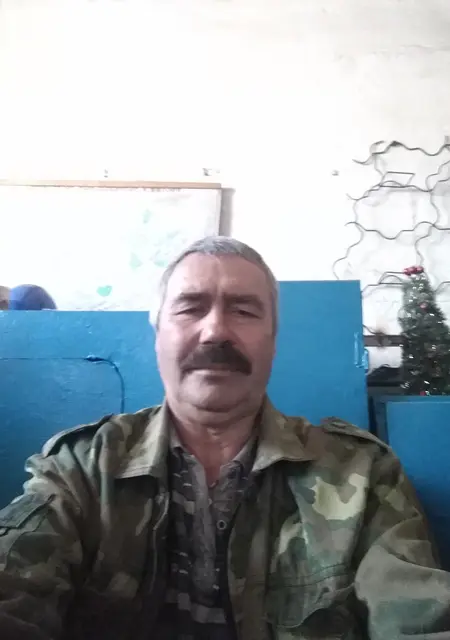 Я Валерий, 63, из Якутска, ищу знакомства на одну ночь