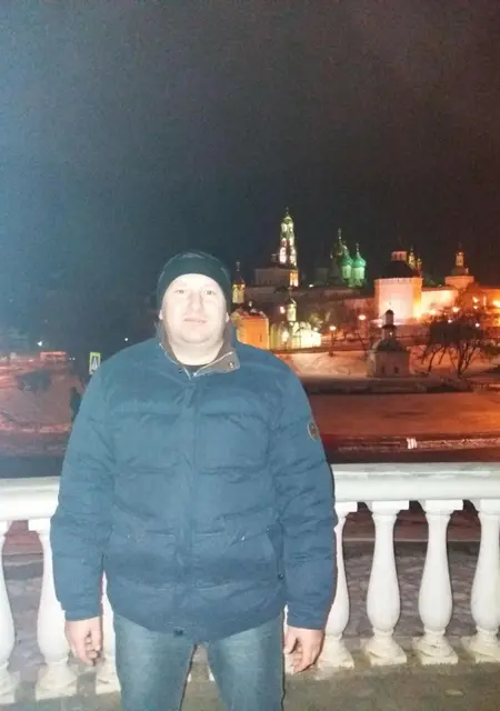Я Василий, 42, из Сергиева Посада, ищу знакомство для постоянных отношений