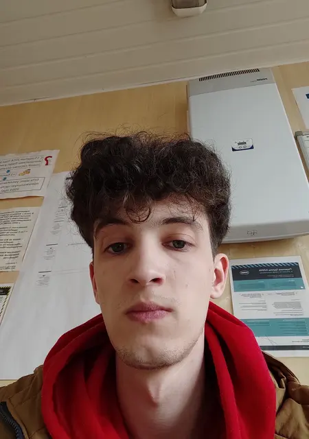 Егор из Старого Оскола, ищу на сайте знакомства без обязательств