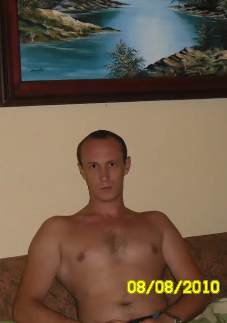 Игорь из Ужгорода, мне 43, познакомлюсь без обязательств