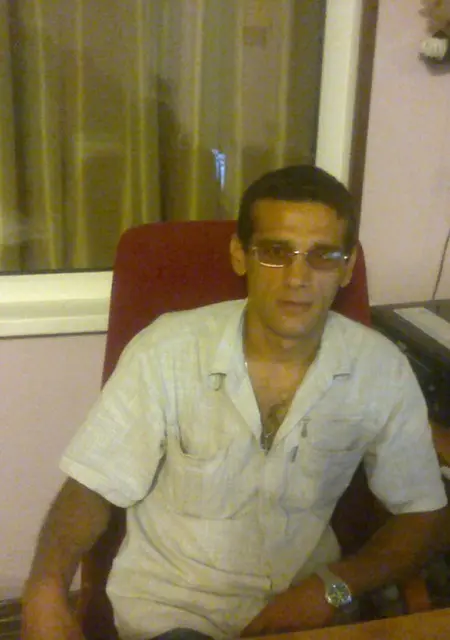 Я Толик, 47, знакомлюсь без обязательств в Туапсе