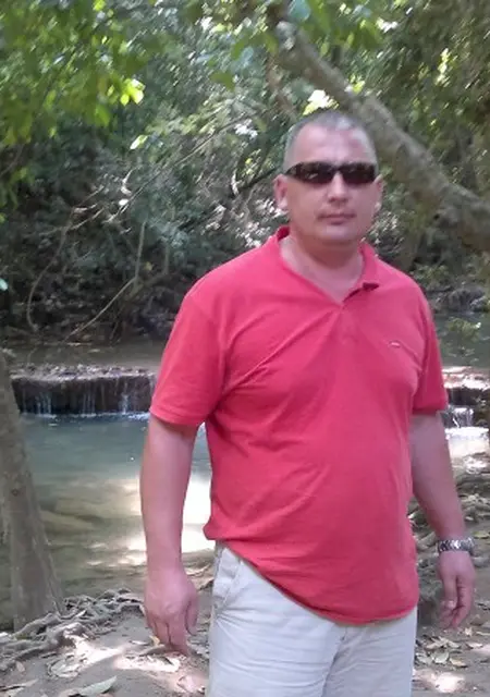 Igor из Тольятти, мне 56, познакомлюсь на одну ночь