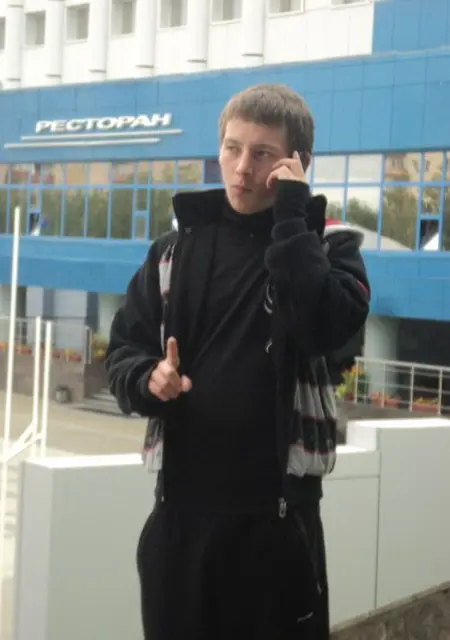 Александр из Мирного, мне 32, познакомлюсь без обязательств