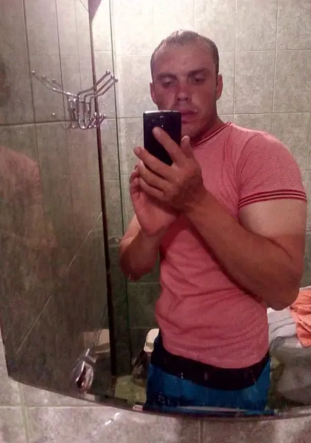 Я Владимир, 42, из Анапы, ищу знакомство для постоянных отношений