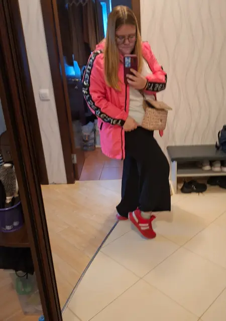 Анастасия из Сочи, ищу на сайте приятное времяпровождение