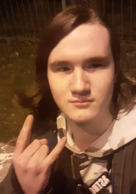 Я Серёга, 21, знакомлюсь для приятного времяпровождения в Ульяновске