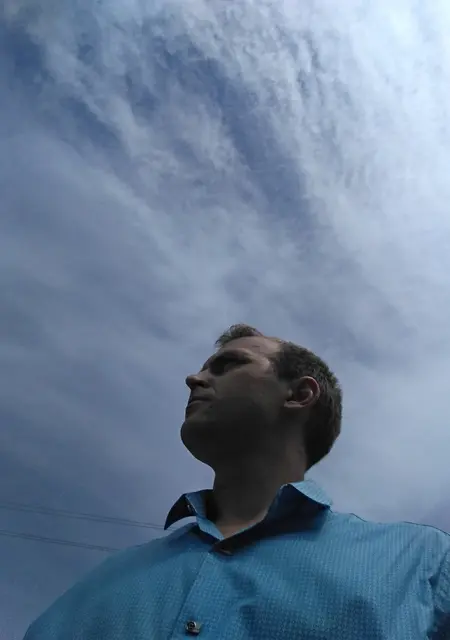 Я Жека, 32, из Ярового, ищу знакомство для приятного времяпровождения