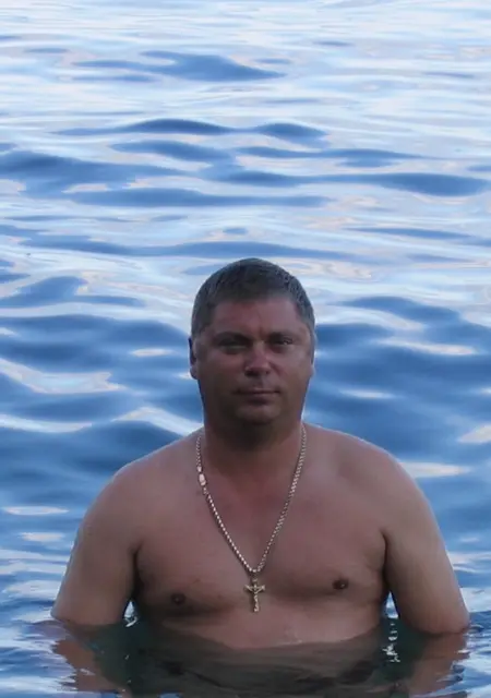 Я Анатолий, 50, знакомлюсь для приятного времяпровождения в Кирове