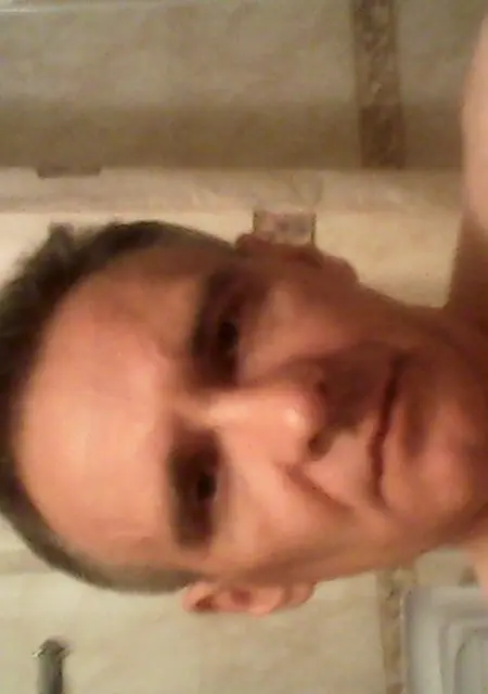 Я Михей, 55, знакомлюсь на одну ночь в Пушкине