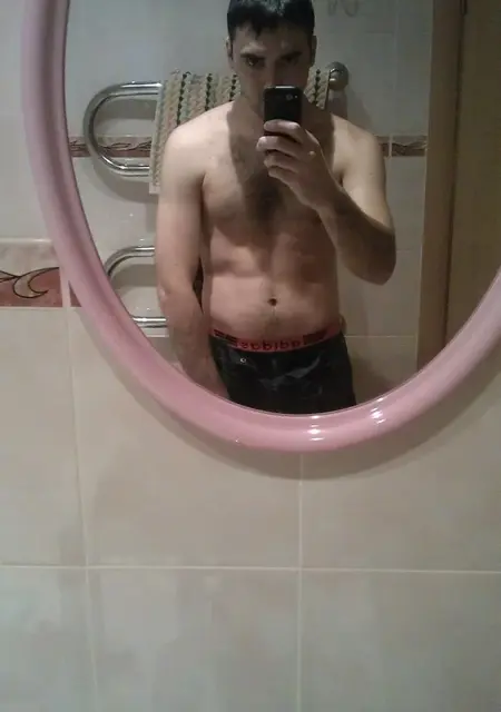 Александер из Когалыма, мне 40, познакомлюсь для приятного времяпровождения