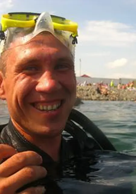 Я Макс, 44, из Свободного, ищу знакомство для постоянных отношений