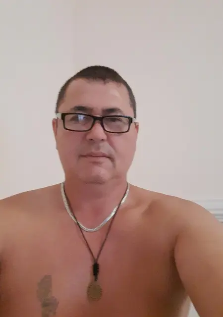 Рустам из Самары, мне 43, познакомлюсь на одну ночь