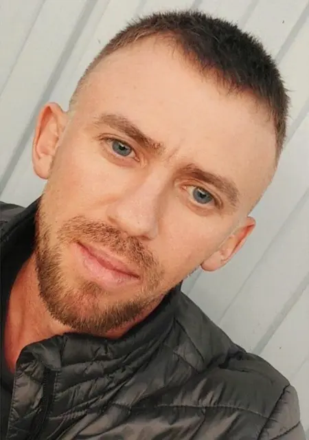 Нияз из Казани, мне 40, познакомлюсь без обязательств