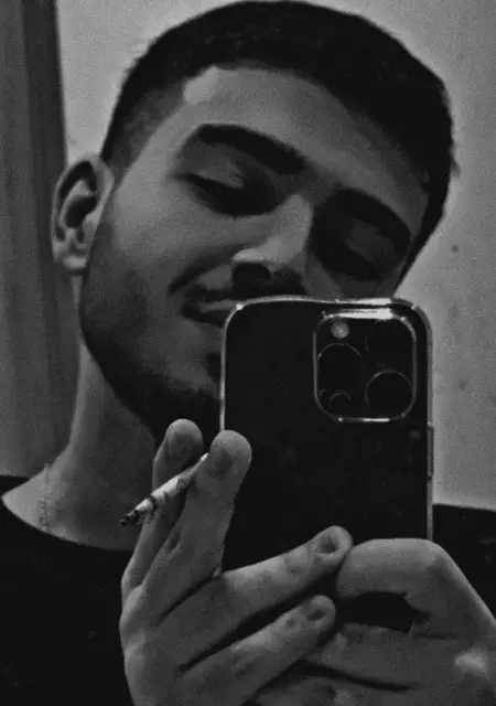 Сурен из Солнечногорска, ищу на сайте знакомства на одну ночь